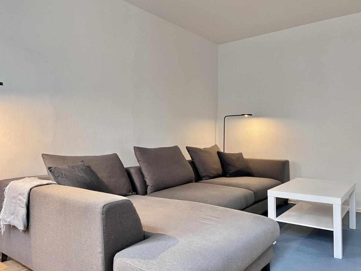 Apartment 2 Bedroom *